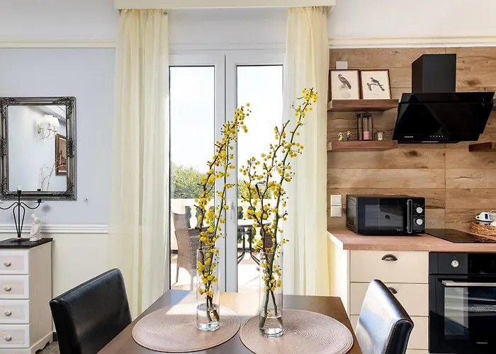 Daire Melathron Ii-sea View -adults Only 16 *