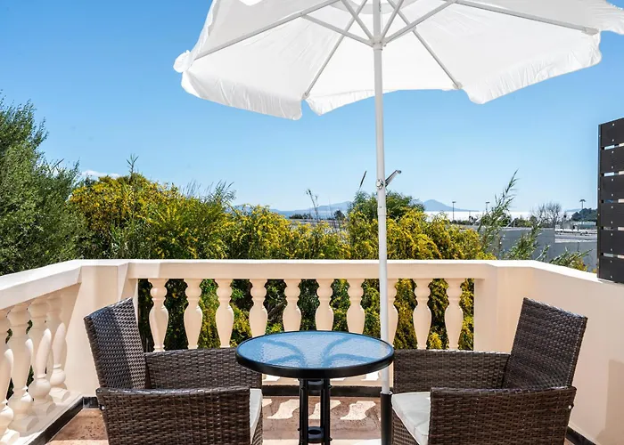 Lejlighed Melathron Ii-sea View -adults Only 16 *